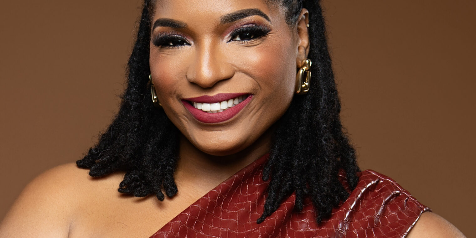 The Pro Glam Tier (2 Sessions/Month)